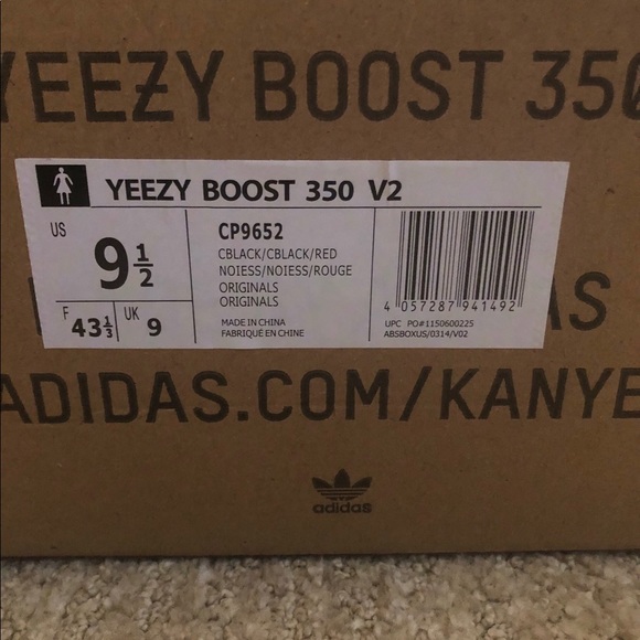 2017 Yeezy 350 Boosts V2, Bred, size US 9.5. - Picture 4 of 8